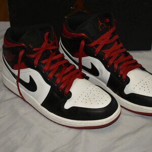 Nike Air Jordan 1 Mid